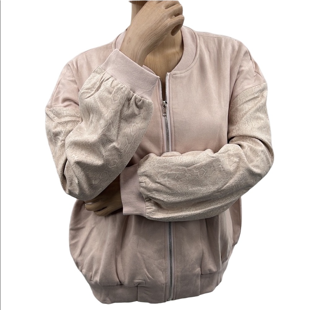 🆕Pink Bomber Jacket Snakeskin Sleeve Print New Blush Hem& Thread-Anthropologie - Picture 6 of 15